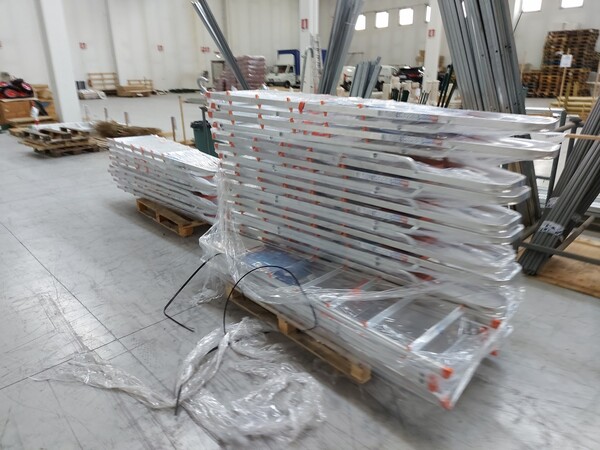 24#5837 Magazzino di utensileria e materiale elettrico in vendita - foto 128