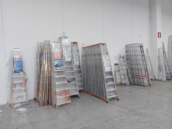 24#5837 Magazzino di utensileria e materiale elettrico in vendita - foto 129