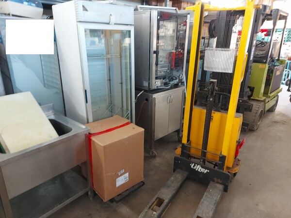 1#5838 Autocarri Ford Transit e attrezzatura in vendita - foto 2
