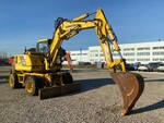 Immagine 9 - Escavatore gommato Komatsu - Lotto 1 (Asta 5845)