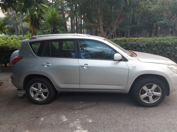 1#5847 Autovettura Toyota RAV4 in vendita - foto 6