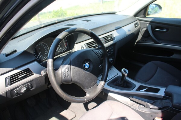 8#5849 Automobile BMW 320 D in vendita - foto 22