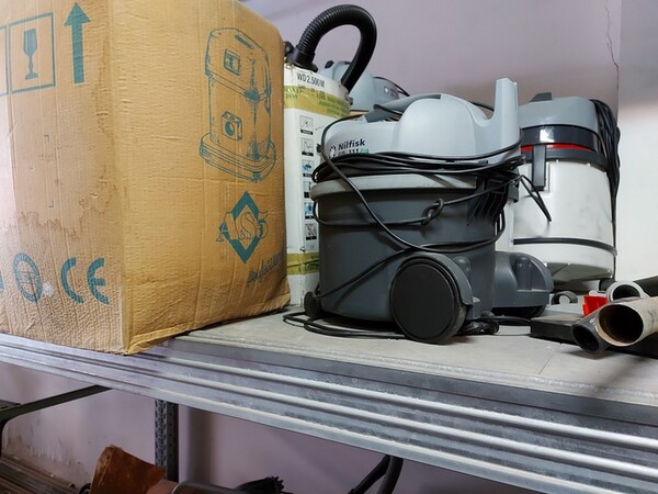 4#5851 Aspirapolveri e lavapavimenti in vendita - foto 3