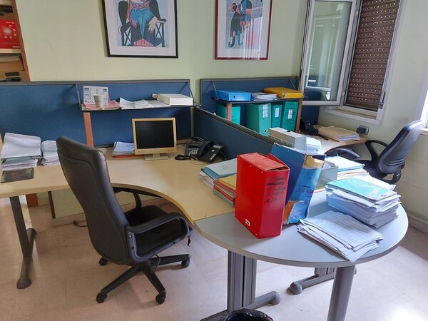 6#5851 Arredi e attrezzature da ufficio in vendita - foto 1