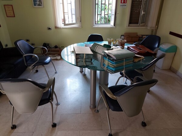 6#5851 Arredi e attrezzature da ufficio in vendita - foto 10