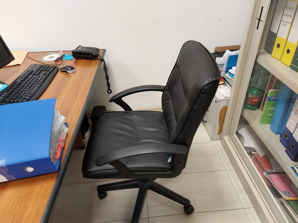 22#5859 Arredi ufficio in vendita - foto 5