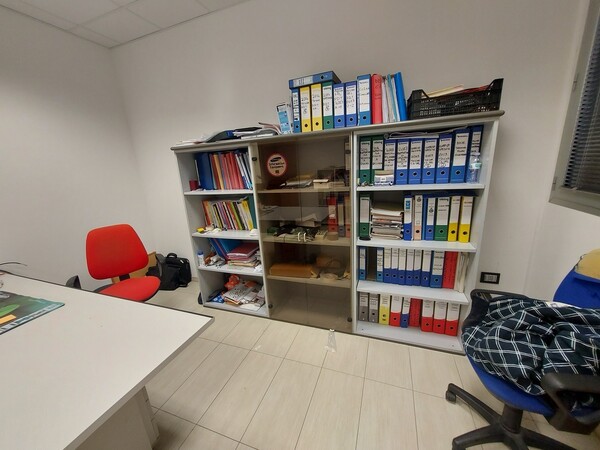 22#5859 Arredi ufficio in vendita - foto 38