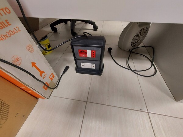 22#5859 Arredi ufficio in vendita - foto 49