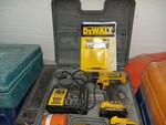 Image 29 - Makita drill and De Walt screwdriver - Lot 7 (Auction 5859)