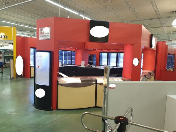 14#5869 Vetrinette per oreficeria in vendita - foto 1