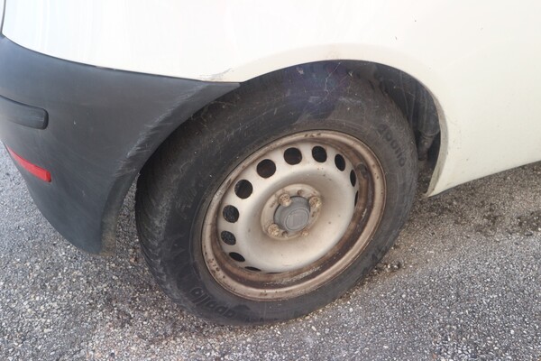 6#5873 Autocarro Fiat Punto Van in vendita - foto 6
