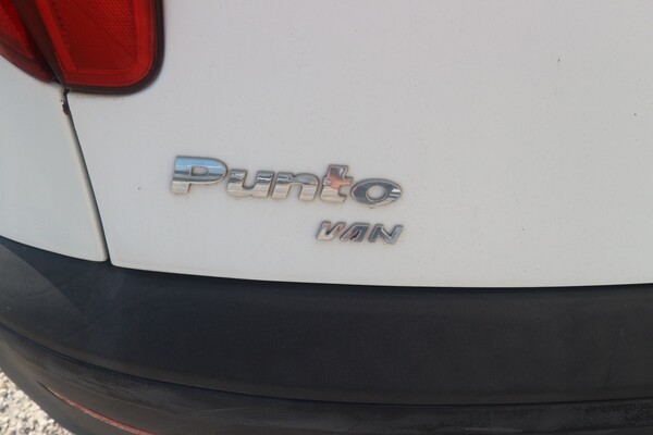 6#5873 Autocarro Fiat Punto Van in vendita - foto 7