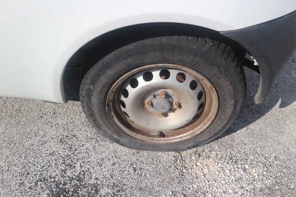 6#5873 Autocarro Fiat Punto Van in vendita - foto 9