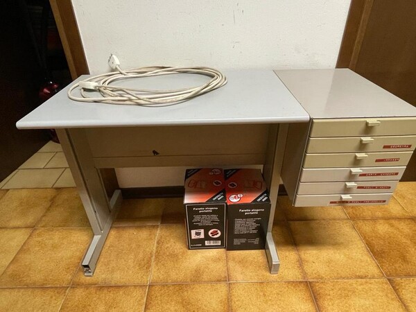 1#5877 Arredi e attrezzature da ufficio in vendita - foto 11