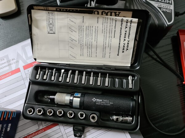12#5878 Arredi attrezzature elettroniche ufficio in vendita - foto 12