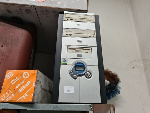 12#5878 Arredi attrezzature elettroniche ufficio in vendita - foto 33