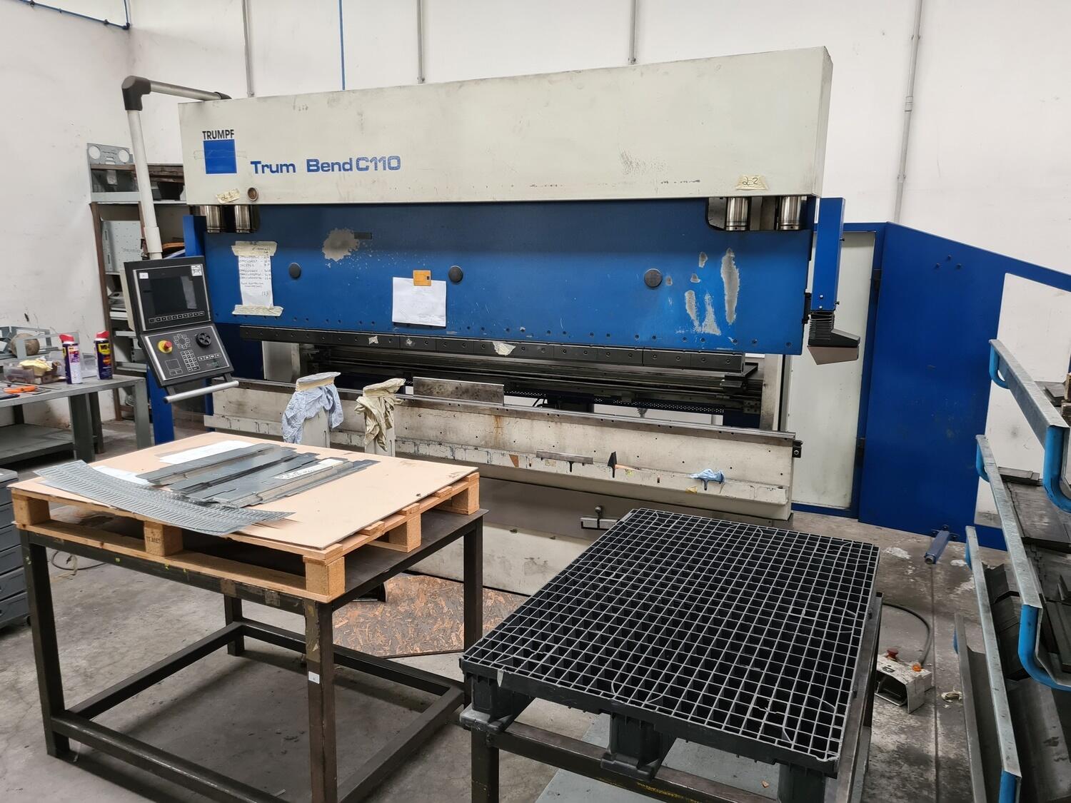 Lot Trumpf press brake