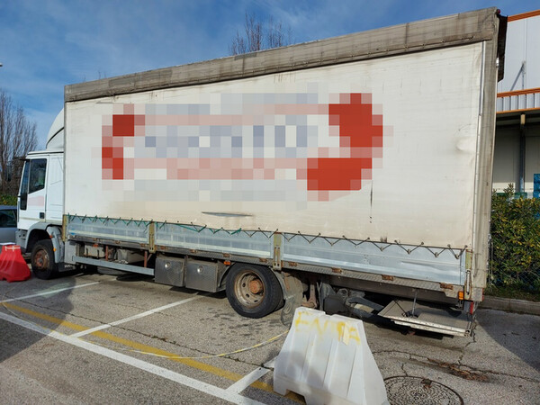 2#5880 Autocarro Iveco in vendita - foto 1