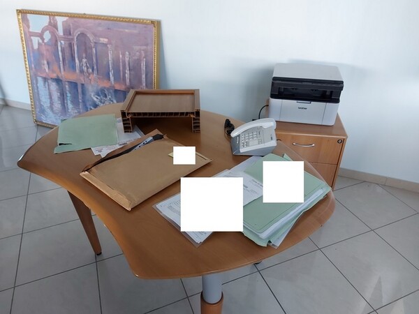 1#5881 Arredi e attrezzature da ufficio in vendita - foto 6