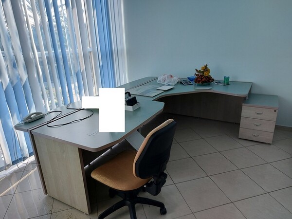 1#5881 Arredi e attrezzature da ufficio in vendita - foto 40