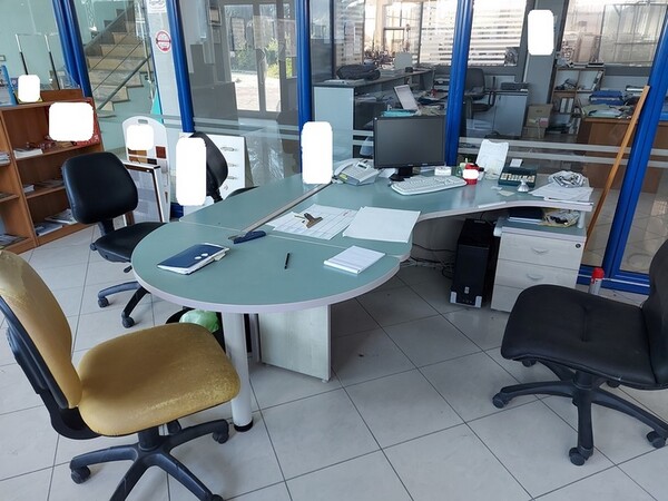 1#5881 Arredi e attrezzature da ufficio in vendita - foto 69