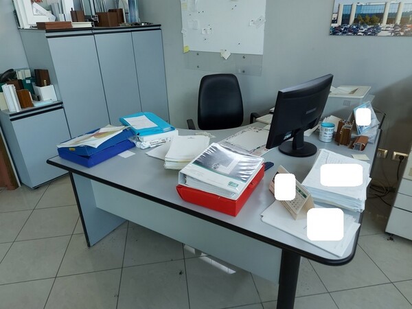 1#5881 Arredi e attrezzature da ufficio in vendita - foto 71