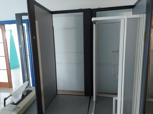 2#5881 Infissi in vendita - foto 4