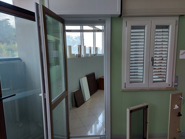 2#5881 Infissi in vendita - foto 16