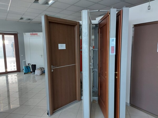 2#5881 Infissi in vendita - foto 34