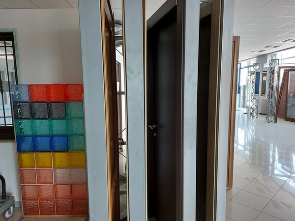 2#5881 Infissi in vendita - foto 36