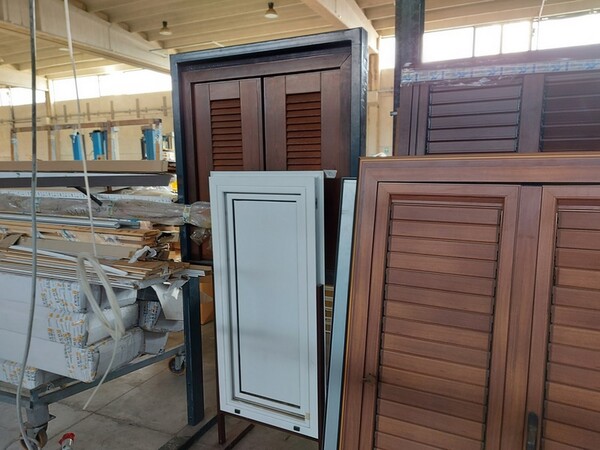 2#5881 Infissi in vendita - foto 63