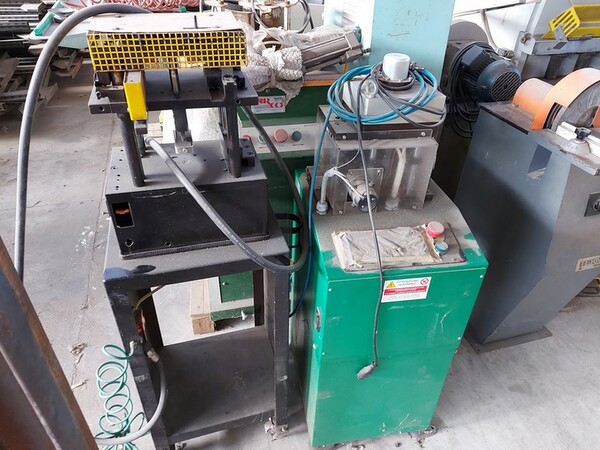 25#5881 Troncatrice Ficet e punzonatrice Domini Srl in vendita - foto 4