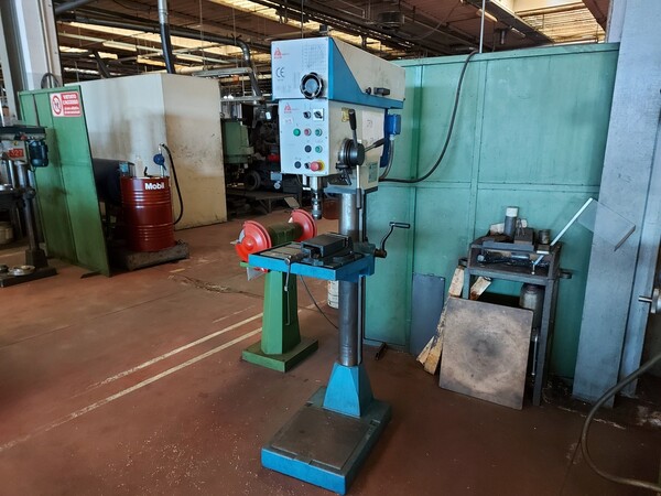 10#5882 Attrezzature officina in vendita - foto 46