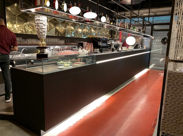 12#5891 Bancone bar in vendita - foto 1