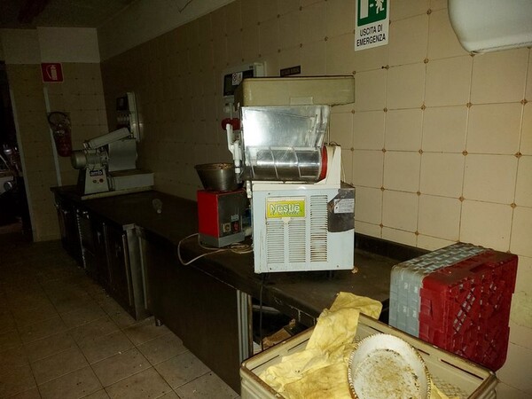 1#5896 Arredi e attrezzature per la ristorazione in vendita - foto 67