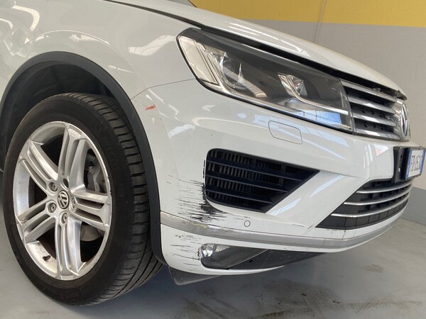 1#5904 Autovettura Touareg Volkswagen in vendita - foto 8