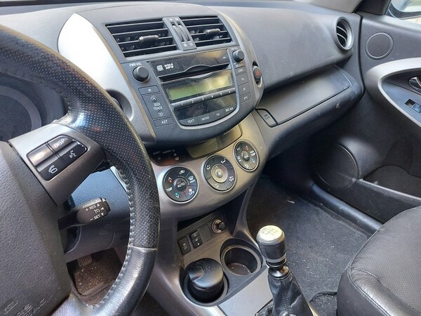 1#5905 Autovettura Toyota Rav in vendita - foto 17