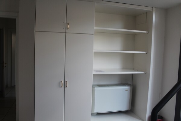 5#5912 Arredi e attrezzatura ufficio in vendita - foto 4