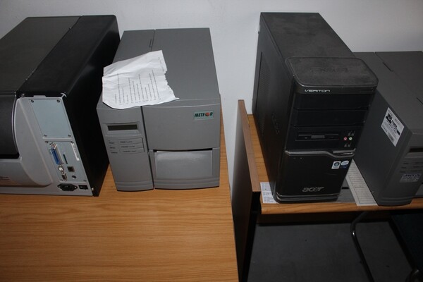 5#5912 Arredi e attrezzatura ufficio in vendita - foto 27