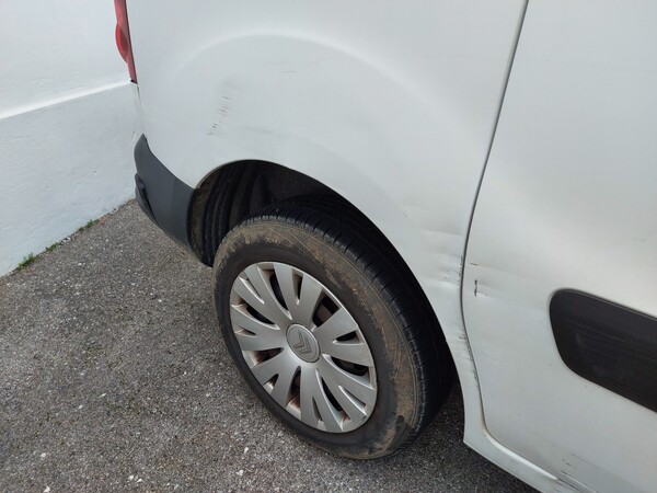 2#5913 Autocarro Citroen Berlingo in vendita - foto 11
