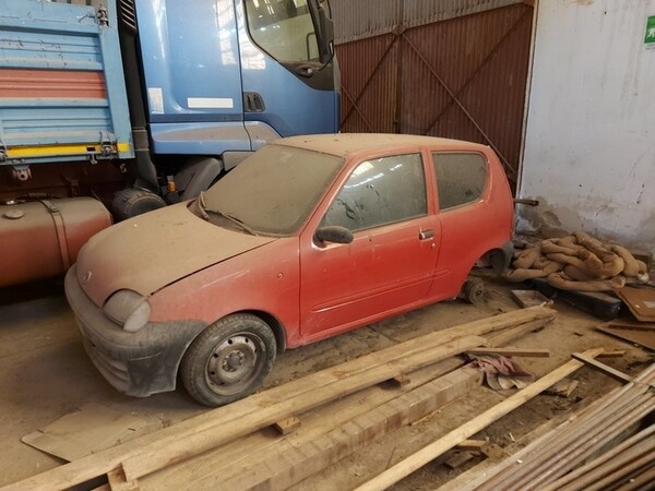 18#5922 Autocarro Fiat 600 in vendita - foto 1