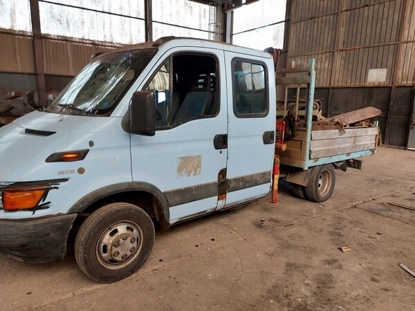 21#5922 Autocarro Iveco Daily in vendita - foto 2