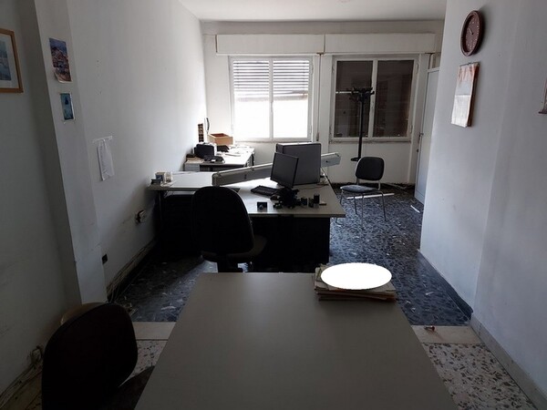 38#5922 Arredi e attrezzature da ufficio in vendita - foto 21
