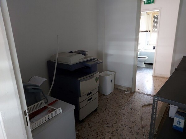 38#5922 Arredi e attrezzature da ufficio in vendita - foto 22