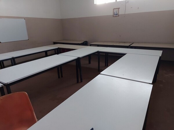 38#5922 Arredi e attrezzature da ufficio in vendita - foto 40