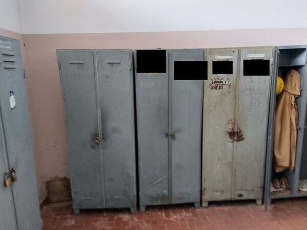 38#5922 Arredi e attrezzature da ufficio in vendita - foto 45
