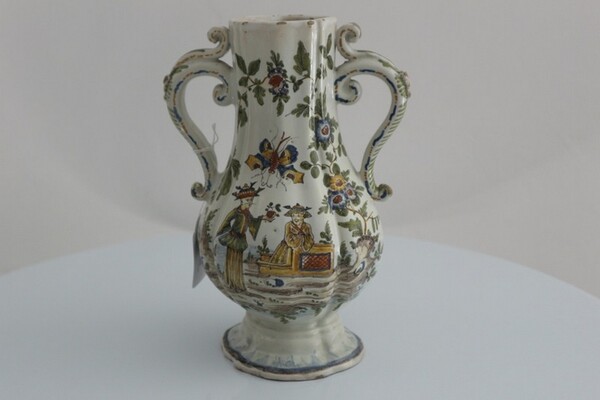 150#5936 Vaso portafiori biansato in vendita - foto 1