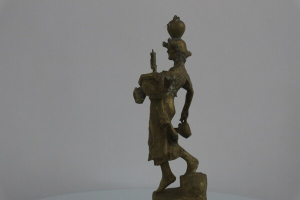 228#5936 Statuina Acquaiola in vendita - foto 3