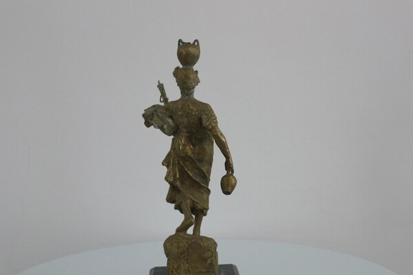 228#5936 Statuina Acquaiola in vendita - foto 4
