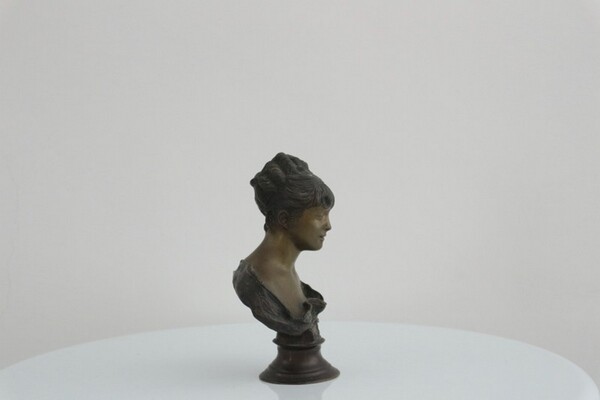239#5936 Statuina Il Busto Della Francese in vendita - foto 4